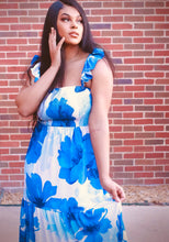 Load image into Gallery viewer, A Woven Print Blue Floral Maxi Dress

