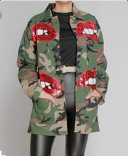 Load image into Gallery viewer, Lip Camo Jacket
