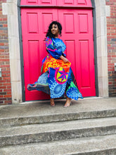 Load image into Gallery viewer, She’s Bold &amp; Beautiful Maxi Dress
