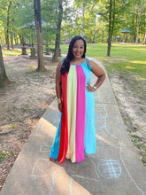 Load image into Gallery viewer, Bold &amp; Beautiful Maxi Dress
